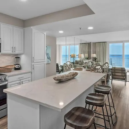 Beachcrest 402
